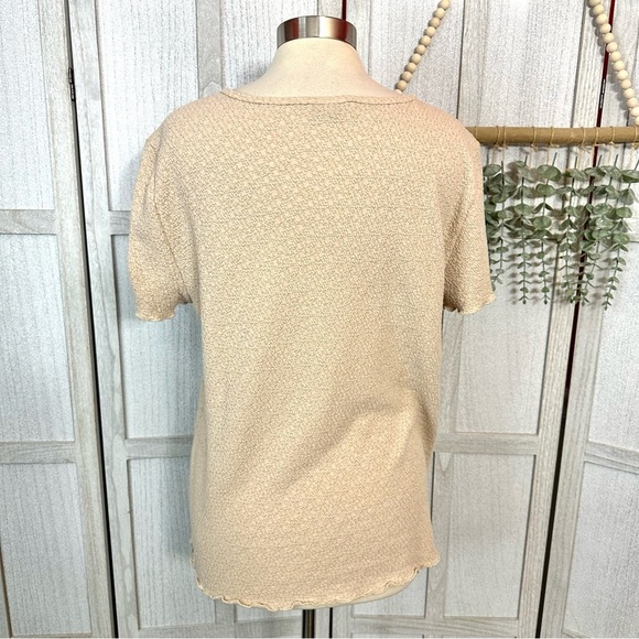 Torrid Textured Crepe Short Sleeve Jersey Crew Neck Tee Shirt Beige Plus 2 2X - Picture 9 of 14